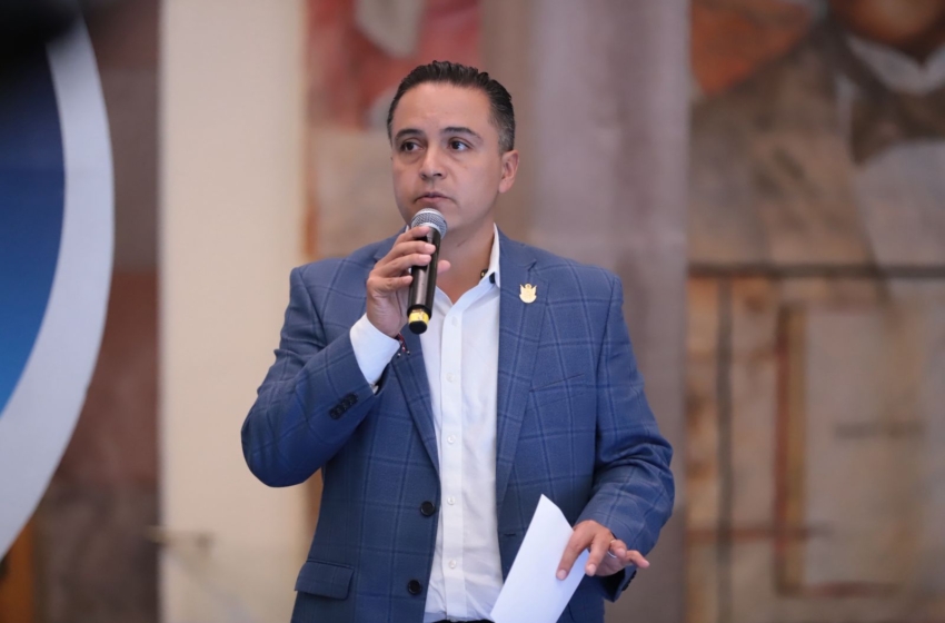  No se han reportado más queretanos afectados por inundaciones en Texas: Eric Gudiño