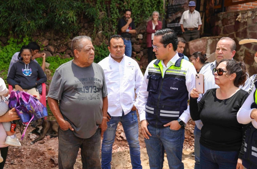  Chepe Guerrero realiza recorrido en obras de urbanización en El Jaral y Emiliano Zapata