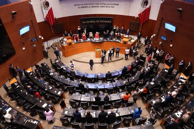  Irresponsabilidad legislativa morenista