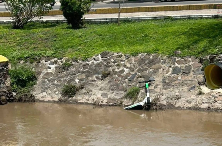  Patín eléctrico aparece en el río Querétaro: aún no se sabe si fue lanzado o cayó accidentalmente