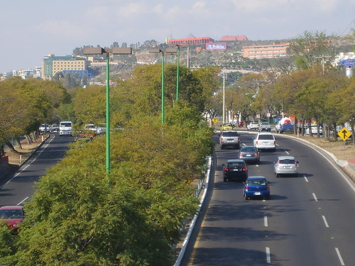  Propuesta para cerrar carriles de Bernardo Quintana ya fue entregada al Estado: Eric Gudiño