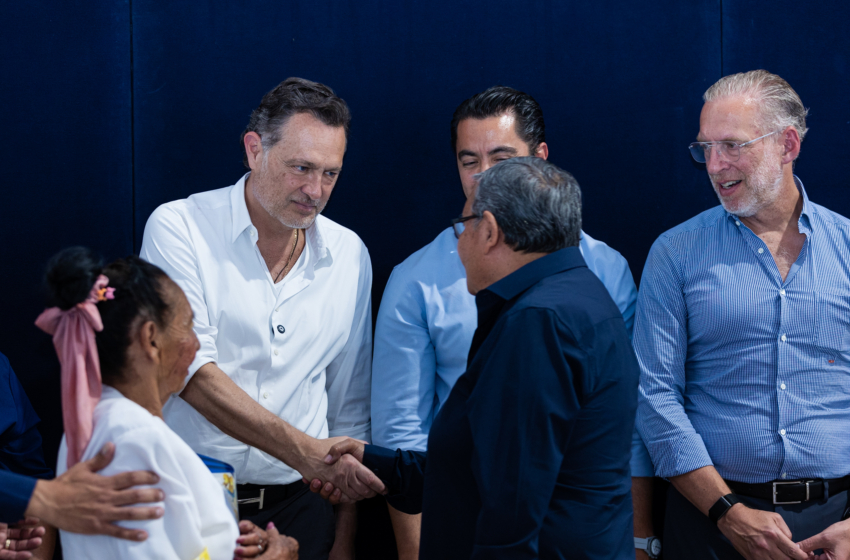 Refrenda gobernador compromiso con comerciantes y tianguistas