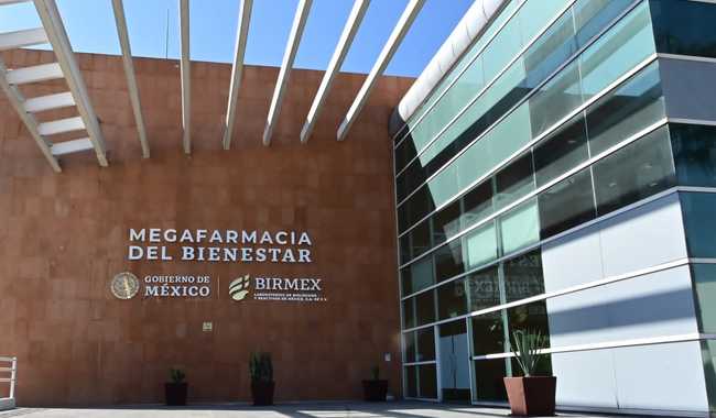  Sin medicamentos y culpan a empresas privadas