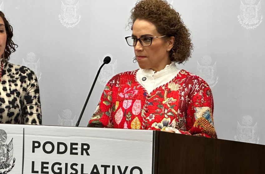  Presenta Adriana Meza iniciativas para mejorar la captación de agua y atender fugas de drenaje en Querétaro