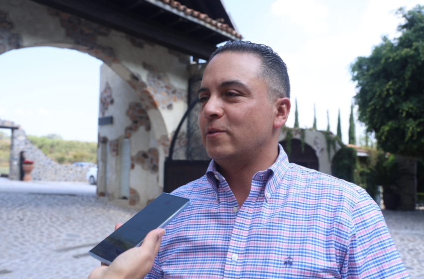  Regularizarán venta de alcohol en Ezequiel Montes; prevén convenio entre municipio y Gobierno del Estado