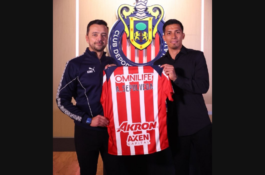  Exgallo Ángel Sepúlveda continuará su carrera con Chivas rumbo al Clausura 2026