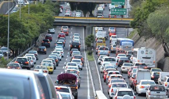  AMEQ asegura dos vehículos por prestar servicio de transporte ilegal en Querétaro