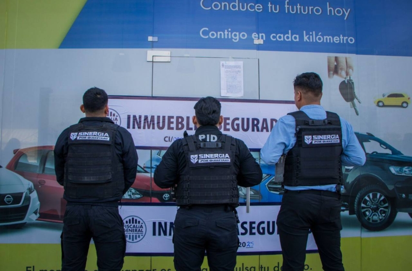  Fiscalía de Querétaro realiza cateo por presunto fraude en financiera de Centro Sur
