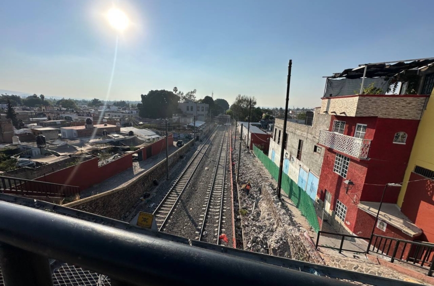  Kuri pide apoyo federal para obras complementarias del Tren México-Querétaro