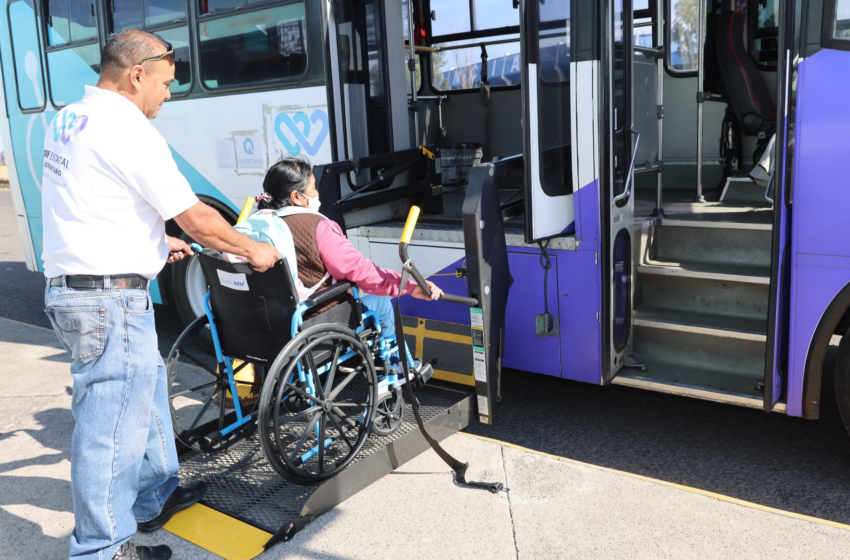  SEDIF ofrece transporte especializado para personas con discapacidad y adultos mayores en Querétaro
