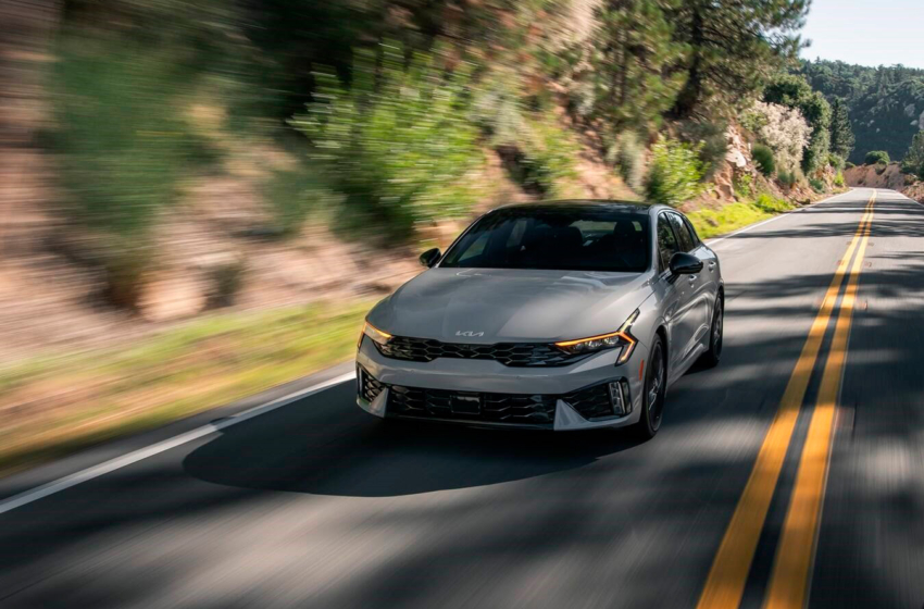  KIA K5 2026, con distribución de torque AWD