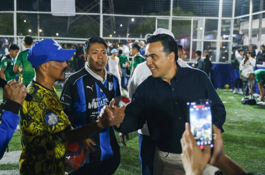  Premian a campeones del torneo Talento de Barrio “El Gallinero” en Querétaro