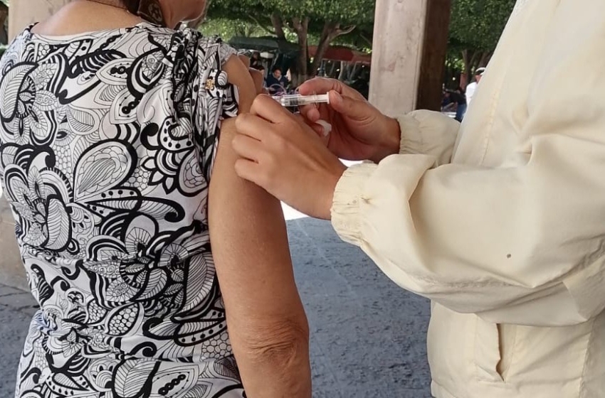  SESA reporta avance del 97.5% en vacunación contra influenza en Querétaro