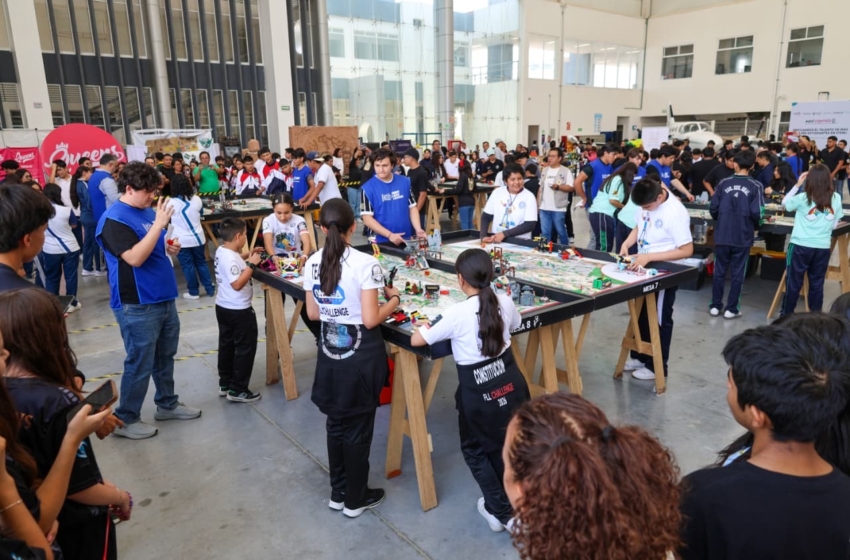  Querétaro reúne a más de 800 estudiantes en torneo regional de robótica