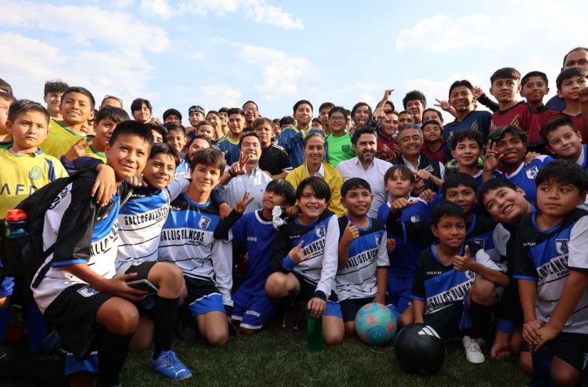  Entregan cancha rehabilitada en El Tintero para impulsar el deporte en Querétaro