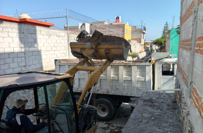  Realizan limpieza y desazolve en drenes de San Juan del Río previo a temporada de lluvias