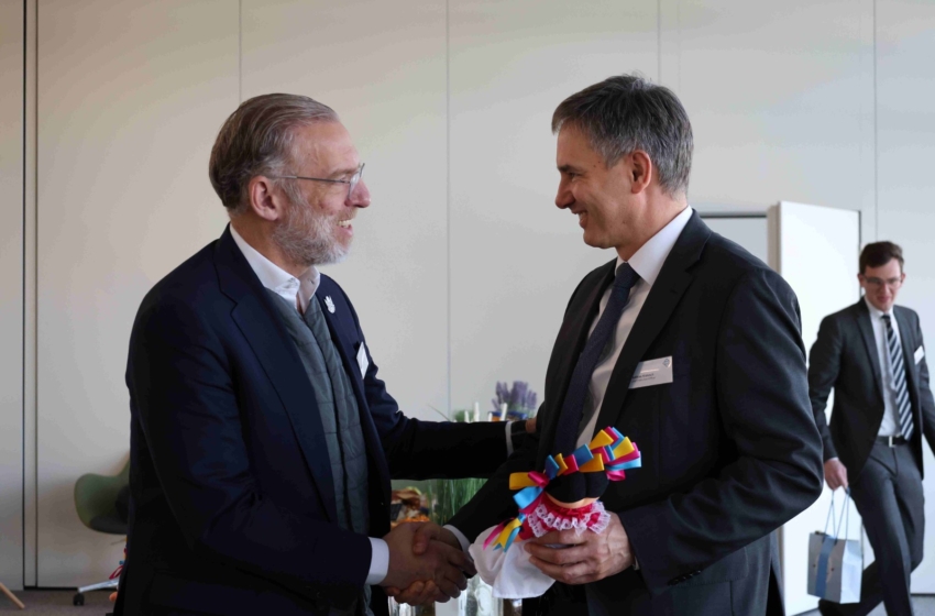  Concreta Marco Del Prete inversión de Hirschvogel