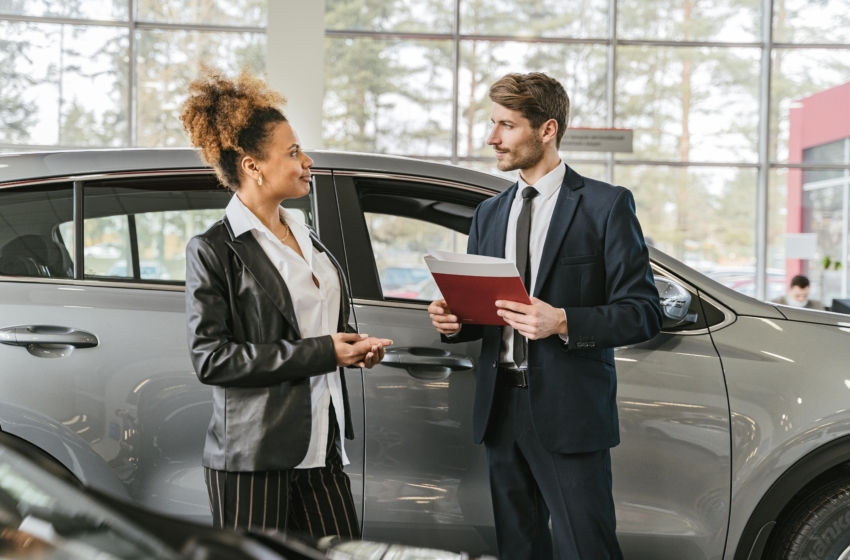  ¿Cómo influye el servicio en la decisión de recompra de un auto?
