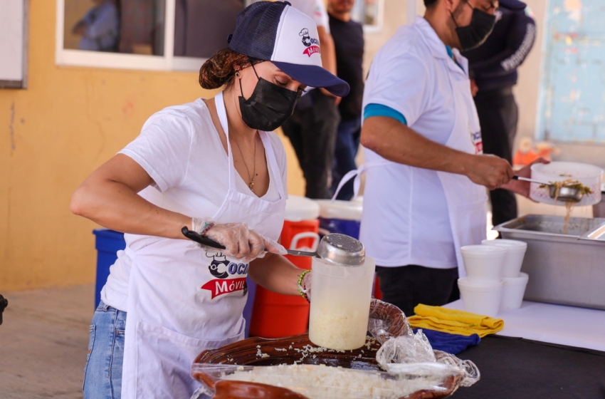  “Cocina Móvil” entrega alimentos gratuitos a familias de Purísima de La Cueva