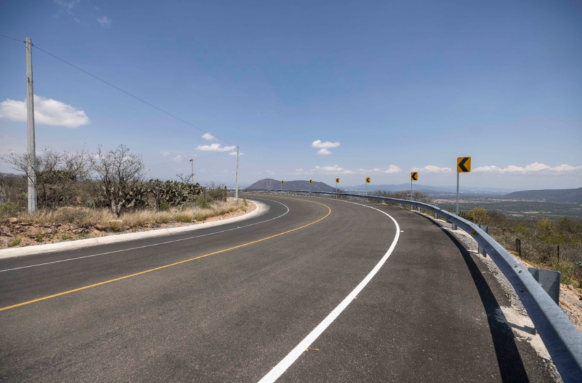  Entrega Mauricio Kuri obras para fortalecer la movilidad en San Juan del Río