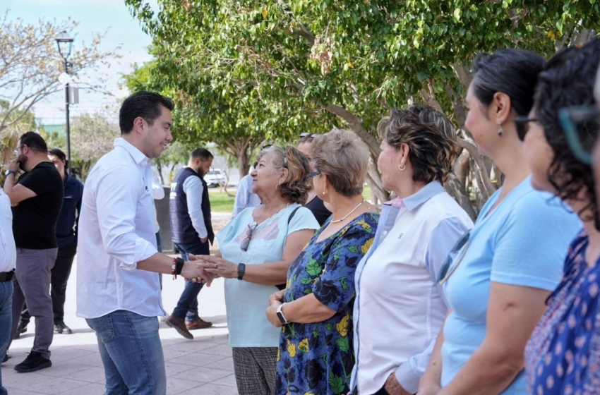  Felifer Macías supervisa nueva velaria y mejoras en parque de Lomas del Marqués