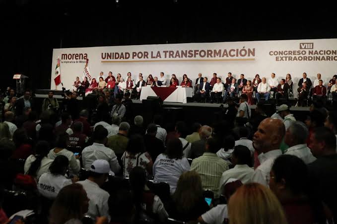  Una eternidad MORENA