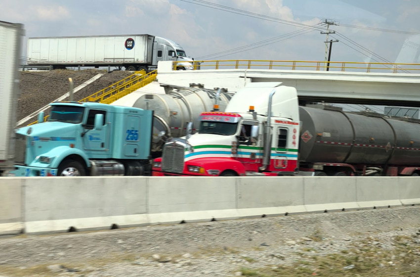  Transportistas quedaron varados más de 24 horas tras paro carretero; reportaron falta de comida y agua