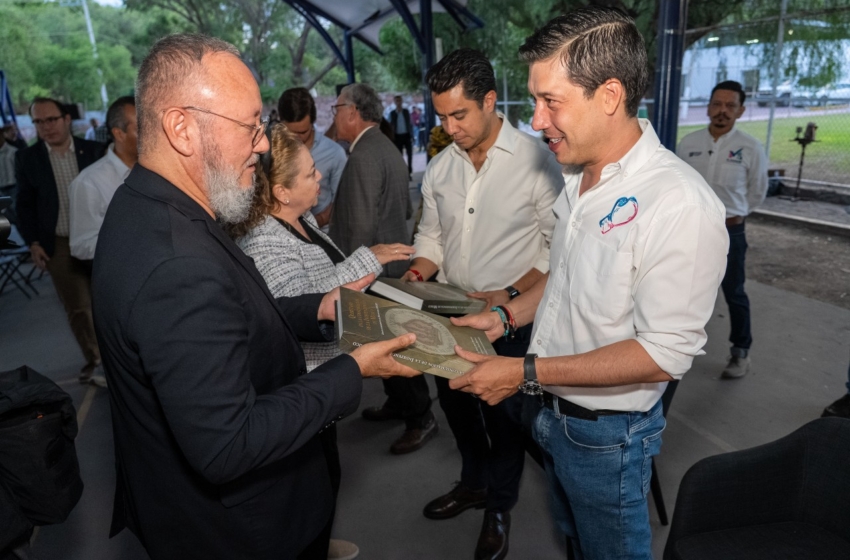  Presentan libro sobre el origen hidráulico de Querétaro a 300 años del inicio del Acueducto