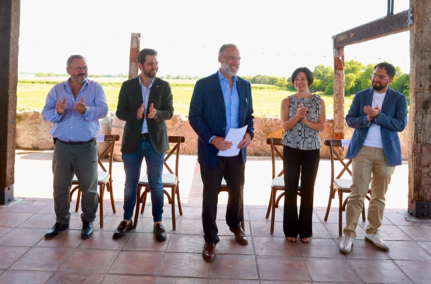  Capacitan a productores vitivinícolas y queseros para fortalecer la competitividad en Querétaro