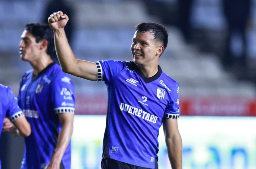  Alí Ávila entra al Top 13 de goleadores históricos de Gallos Blancos