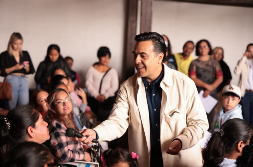 Luis Nava supervisa entrega de apoyos para familias de San Juan del Río
