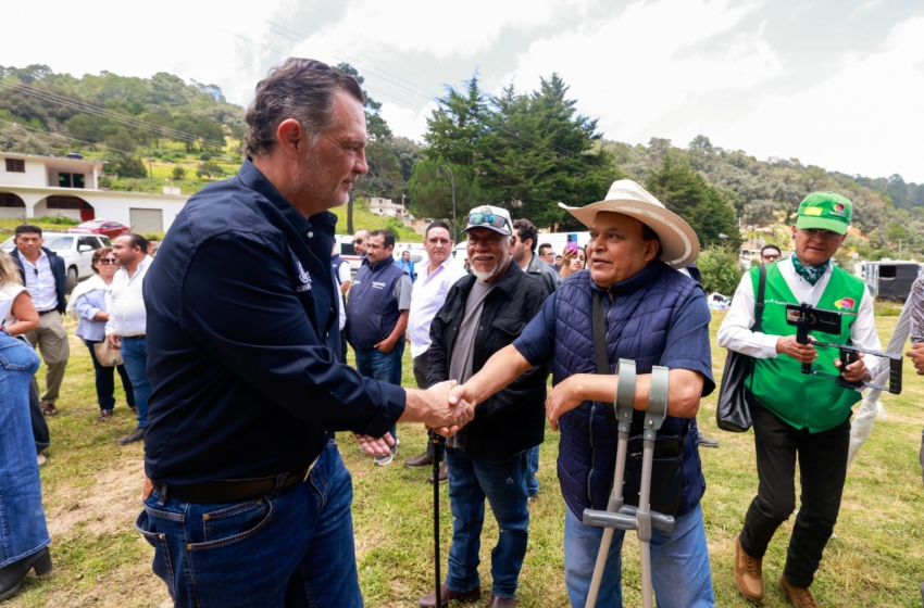  Entrega Mauricio Kuri sistema de agua potable que beneficia a 24 comunidades de la Sierra Gorda