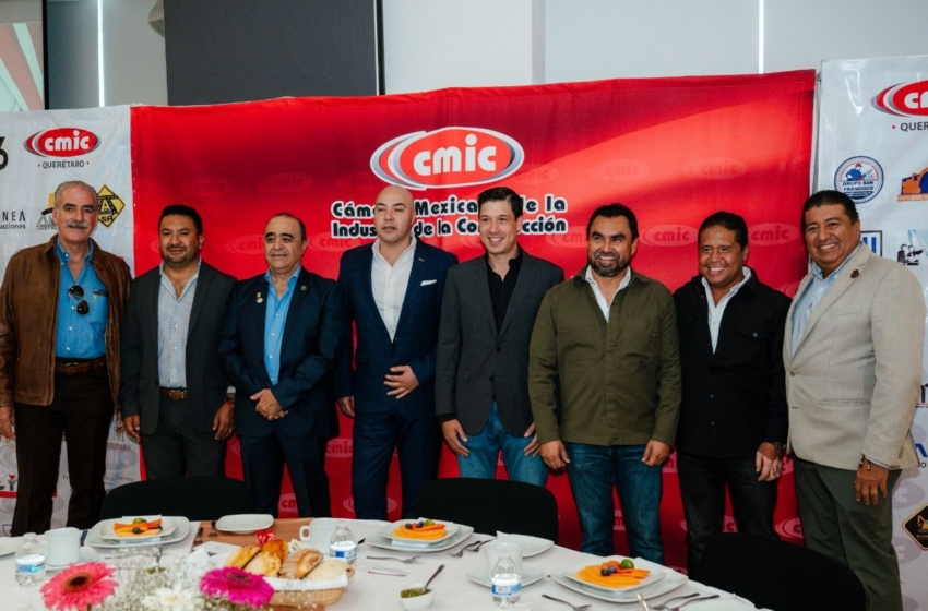  Rodrigo Monsalvo destaca inversión histórica en obra pública ante afiliados de la CMIC
