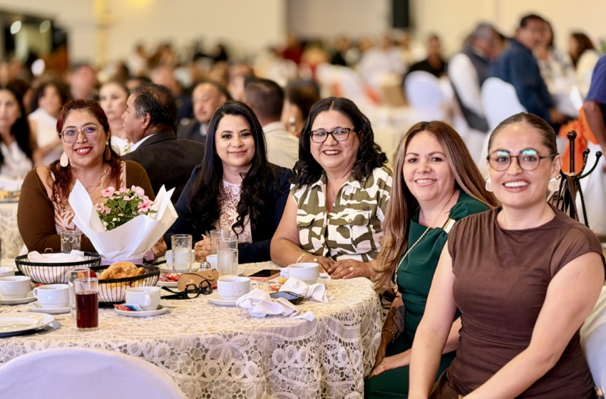  USEBEQ reconoce trayectoria de 565 trabajadores de apoyo a la educación básica
