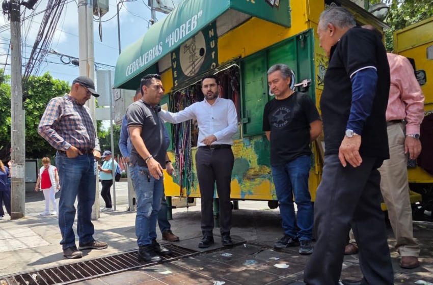  Agustín Dorantes se reúne con comerciantes para atender necesidades del Centro Histórico