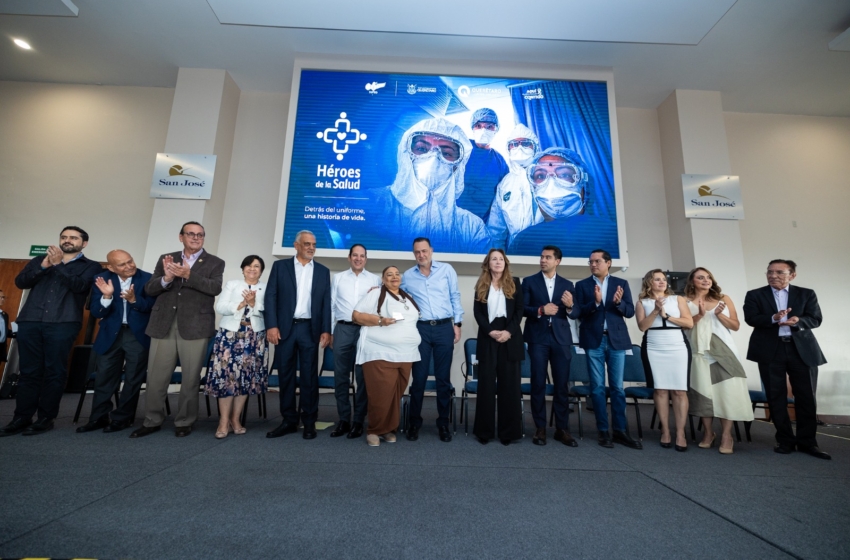  Homenajean en Querétaro a 14 profesionales de la salud que sobrevivieron al COVID-19