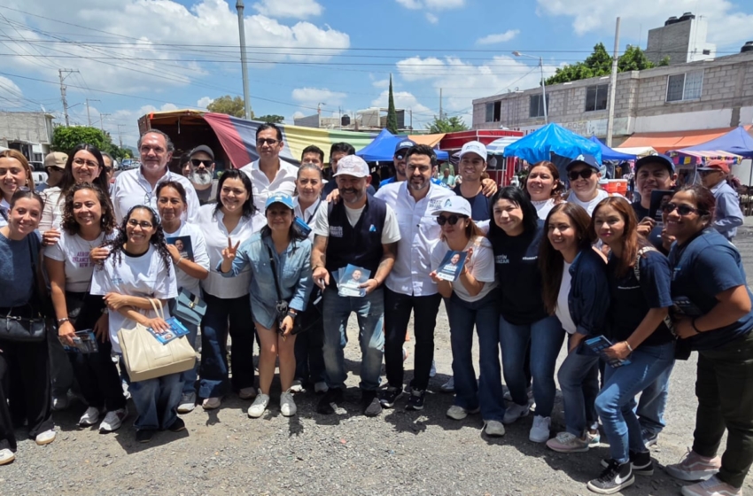  Agustín Dorantes recorre tianguis de Montesacro y atiende inquietudes de comerciantes y vecinos
