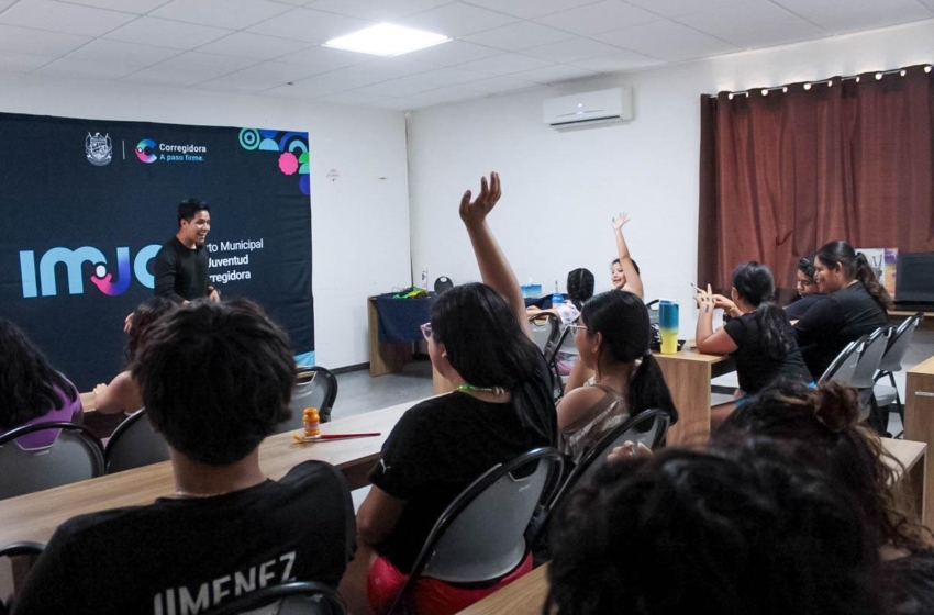  Jóvenes de Corregidora participan en taller sobre duelo y bienestar emocional
