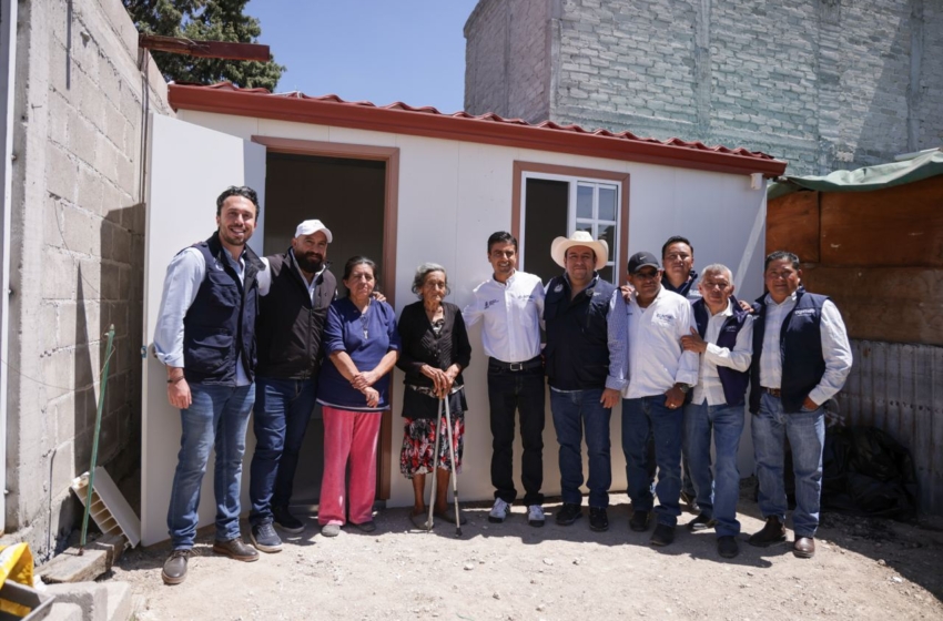  SEDESOQ entrega cuarto adicional a familia de Corregidora
