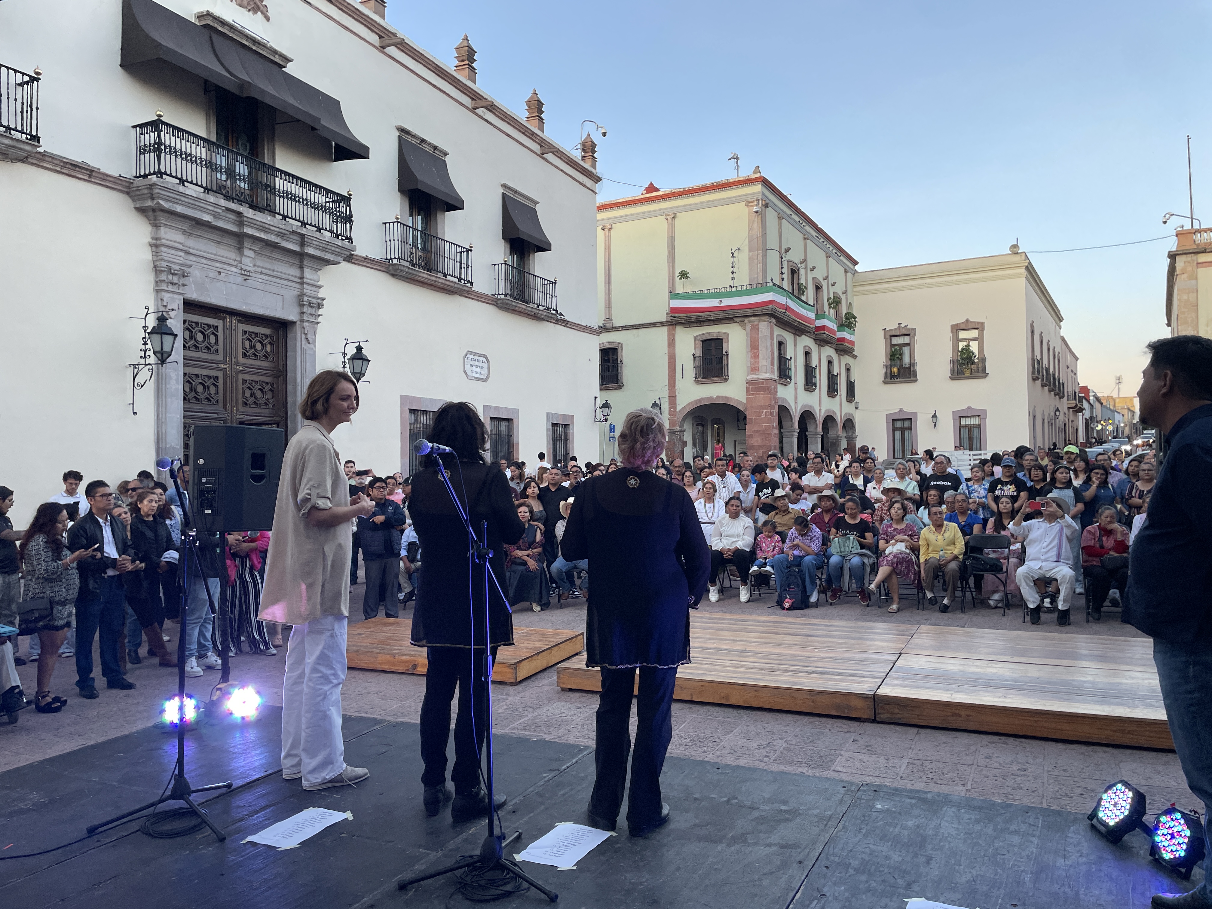  SECULT reconoce 40 años de trayectoria de Las Flores de las Huastecas