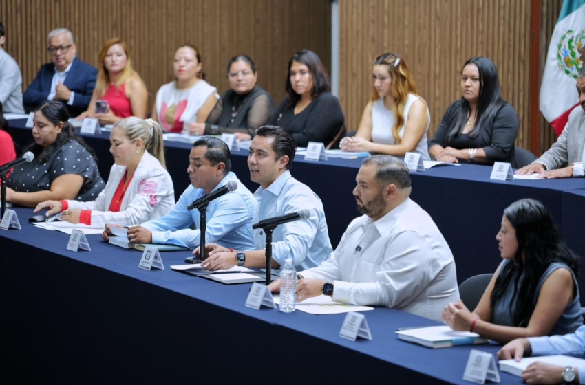  Felifer Macías llama a fortalecer educación y atender necesidades de escuelas en Querétaro