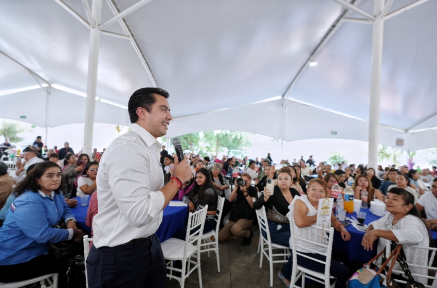  Felifer Macías destaca respaldo a comerciantes de tianguis y mercados de Querétaro