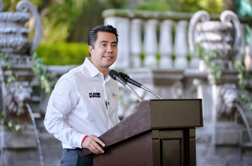  Reconoce Felifer Macías labor de tasadores en Querétaro