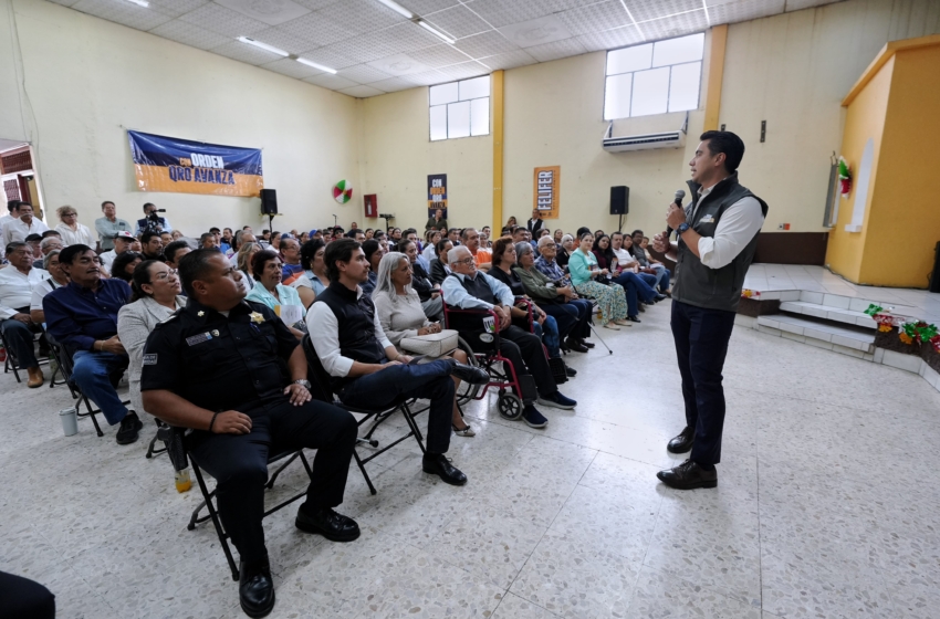  Felifer Macías sostiene encuentros con adultos mayores y transportistas de Querétaro