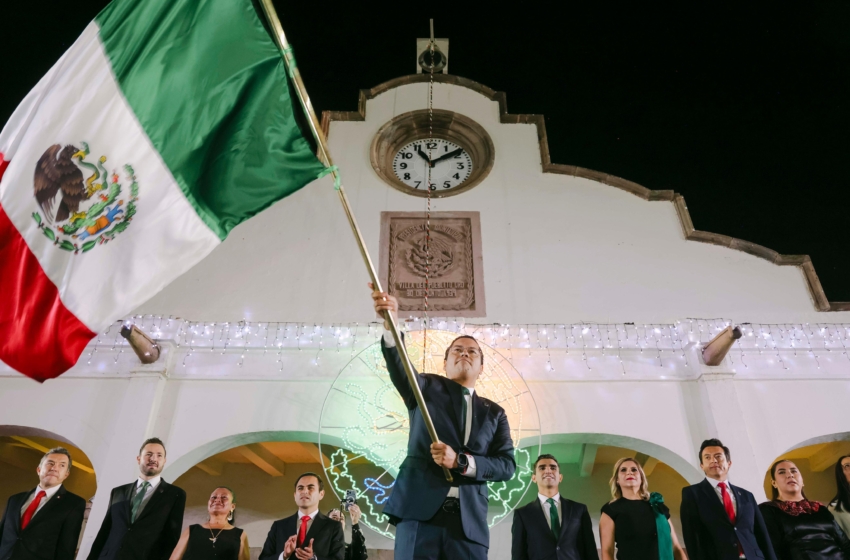 Chepe Guerrero encabeza celebraciones por el Grito de Independencia en Corregidora
