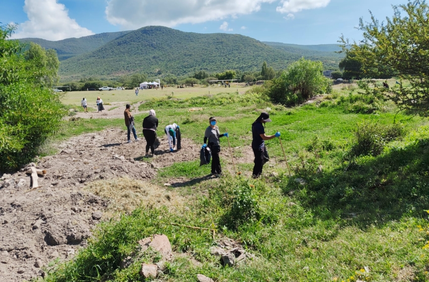  Retiran 34 toneladas de basura y escombro del río Querétaro durante jornada de Conagua