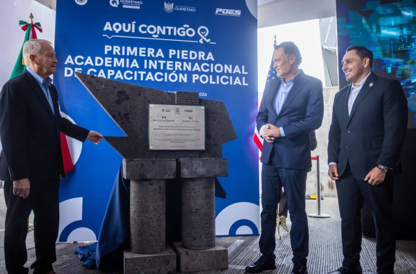  Roberto Velasco ofrece acompañamiento de la Cancillería a Mauricio Kuri por academia policial