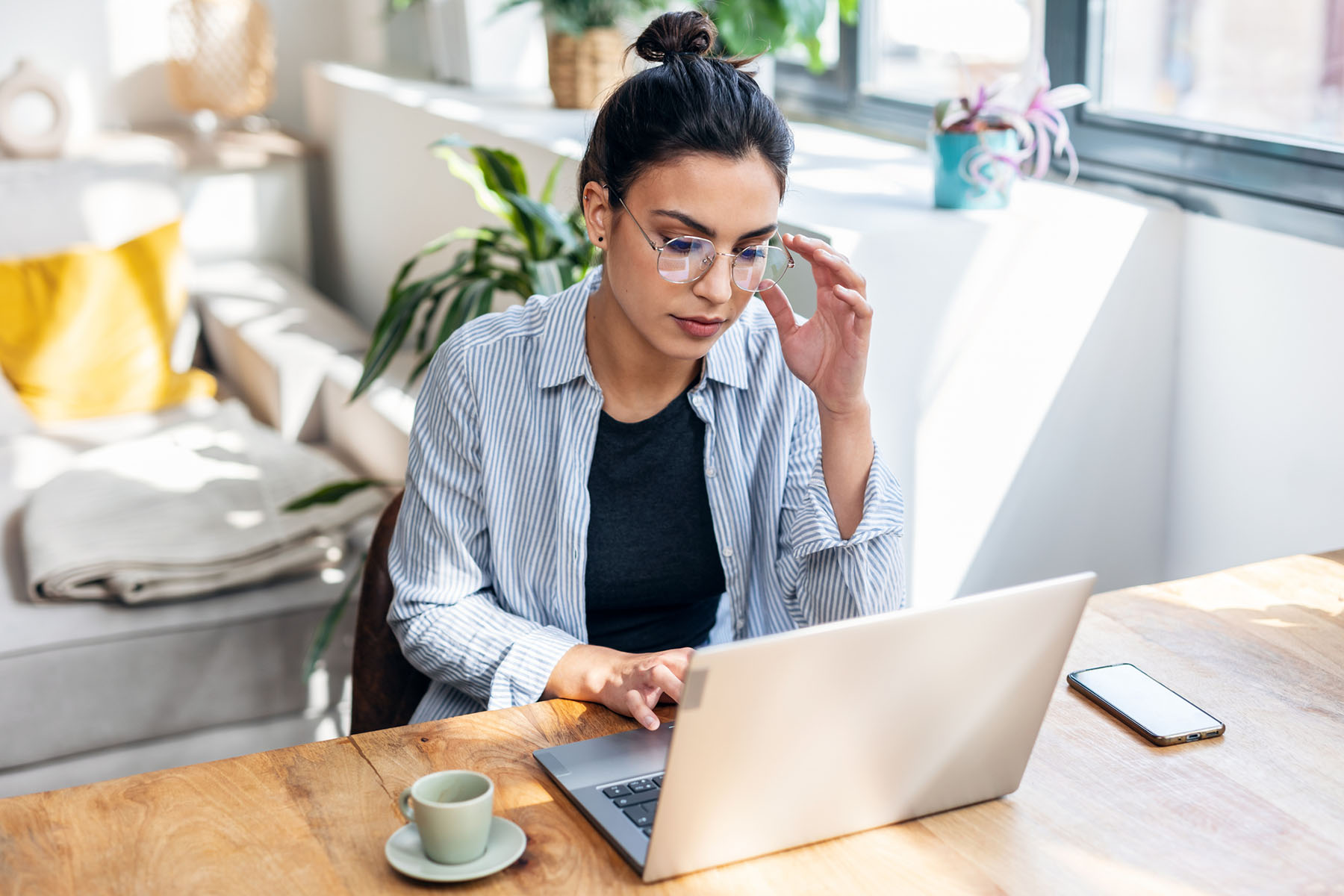  Mexicanos buscan respuestas sobre salud mental en internet, pero 55% no recibió atención profesional