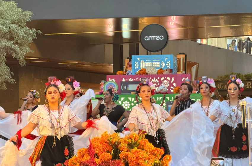  Antea inaugura su Festival de Día de Muertos con altar dedicado a la nostalgia