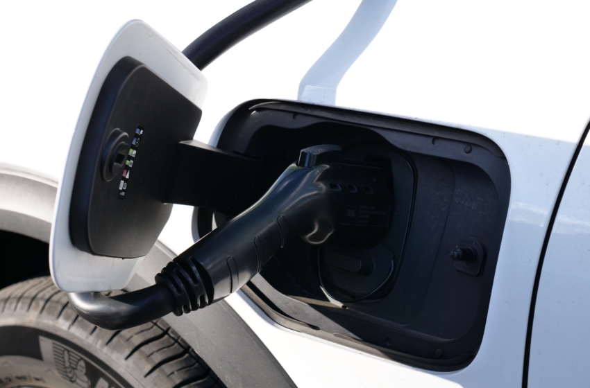  ¿Dónde se carga un auto eléctrico?